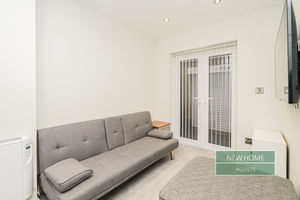 Photo 16- click for photo gallery